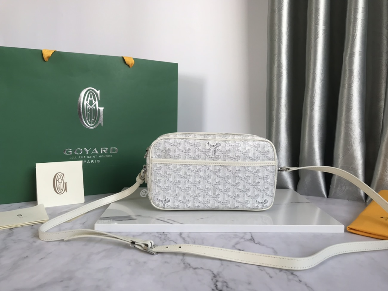 Goyard Cap Vert Camera Bag 13 Cm X 6.5 Cm X 22 Cm (31) - newkick.app